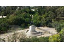 King Konstantinos, Athens